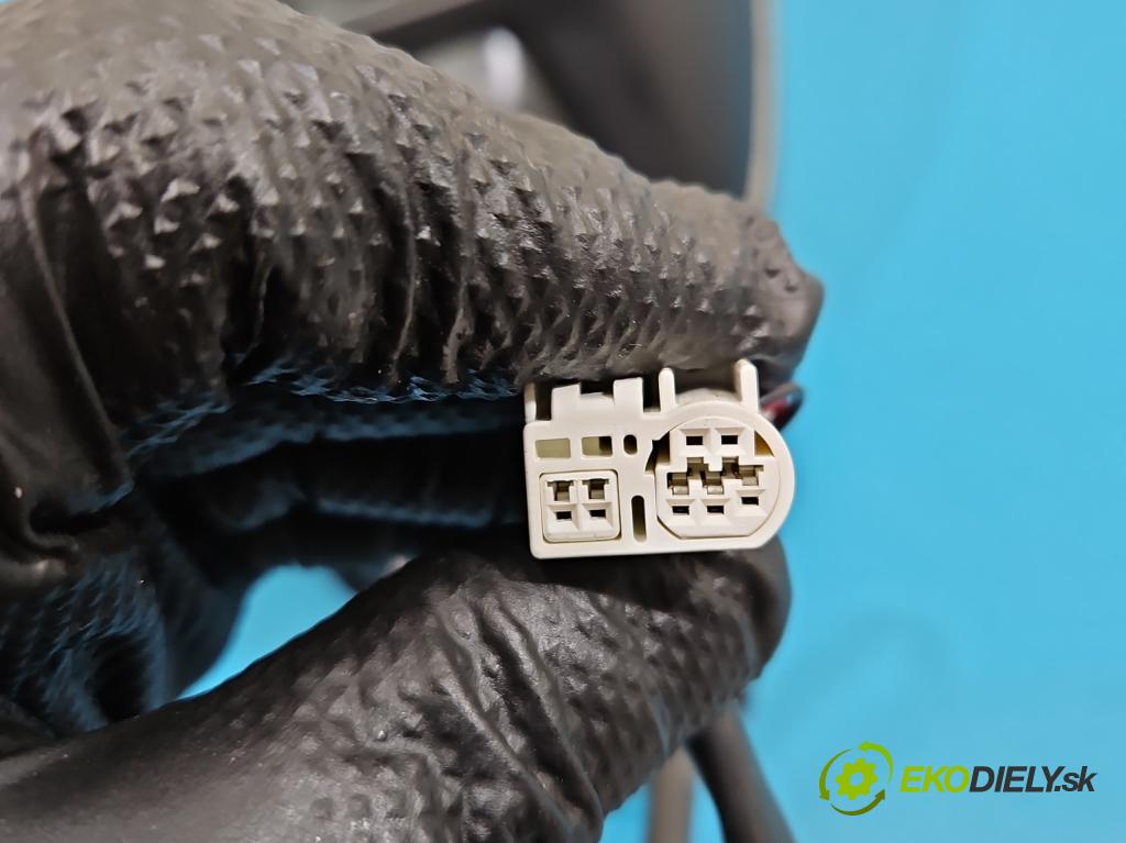 Toyota Corolla E21 2019- 1.5 12V 125 HP automatic 92 kW 1490 cm3 4- zrkadlo ľavé  (Kľučka dverí ostatné)