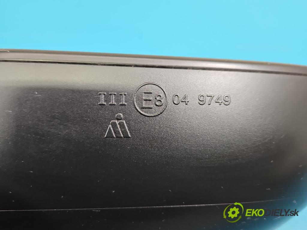 Toyota Corolla E21 2019- 1.5 12V 125 HP automatic 92 kW 1490 cm3 4- zrkadlo pravé  (Kľučka dverí ostatné)