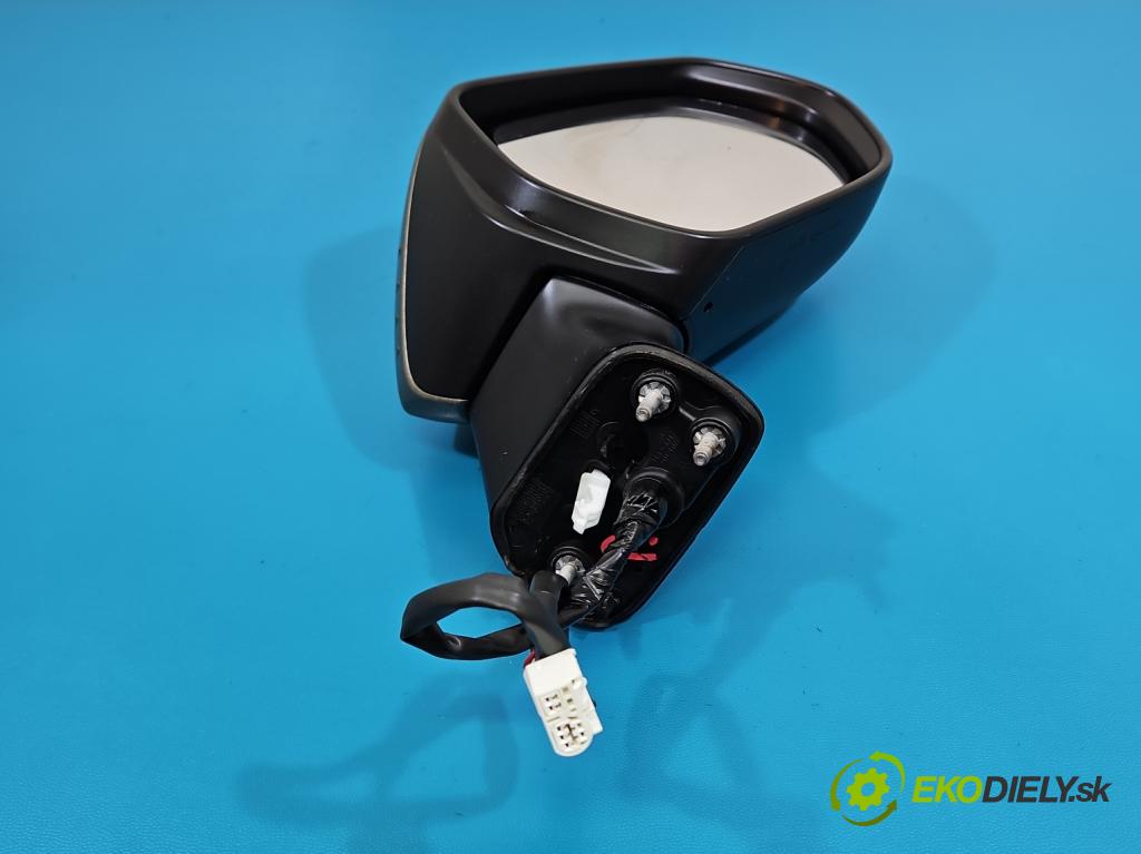 Toyota Corolla E21 2019- 1.5 12V 125 HP automatic 92 kW 1490 cm3 4- zrkadlo pravé  (Kľučka dverí ostatné)