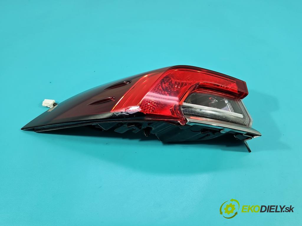 Toyota Corolla E21 2019- 1.5 12V 125 HP automatic 92 kW 1490 cm3 4- svetlo / reflektor zadné ľavé 81560-02D11-00 (Kľučka dverí ostatné)