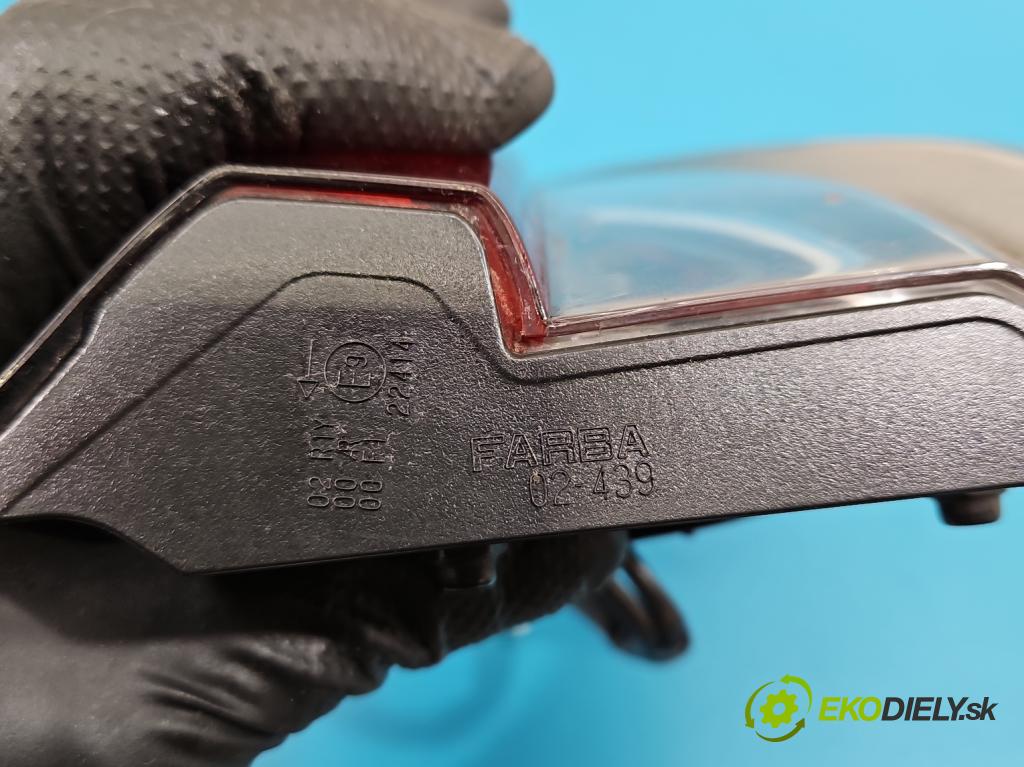 Toyota Corolla E21 2019- 1.5 12V 125 HP automatic 92 kW 1490 cm3 4- svetlo / reflektor zadné ľavé 81590-02C21-00 (Kľučka dverí ostatné)