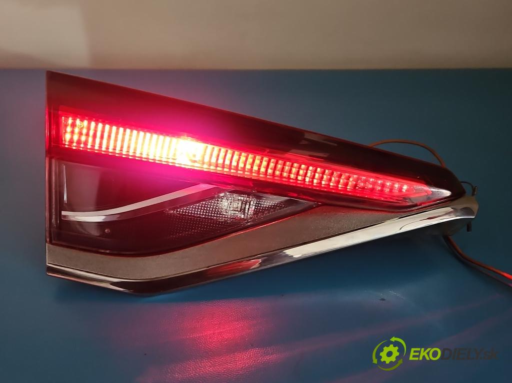 Toyota Corolla E21 2019- 1.5 12V 125 HP automatic 92 kW 1490 cm3 4- svetlo / reflektor zadné ľavé 81590-02C21-00 (Kľučka dverí ostatné)