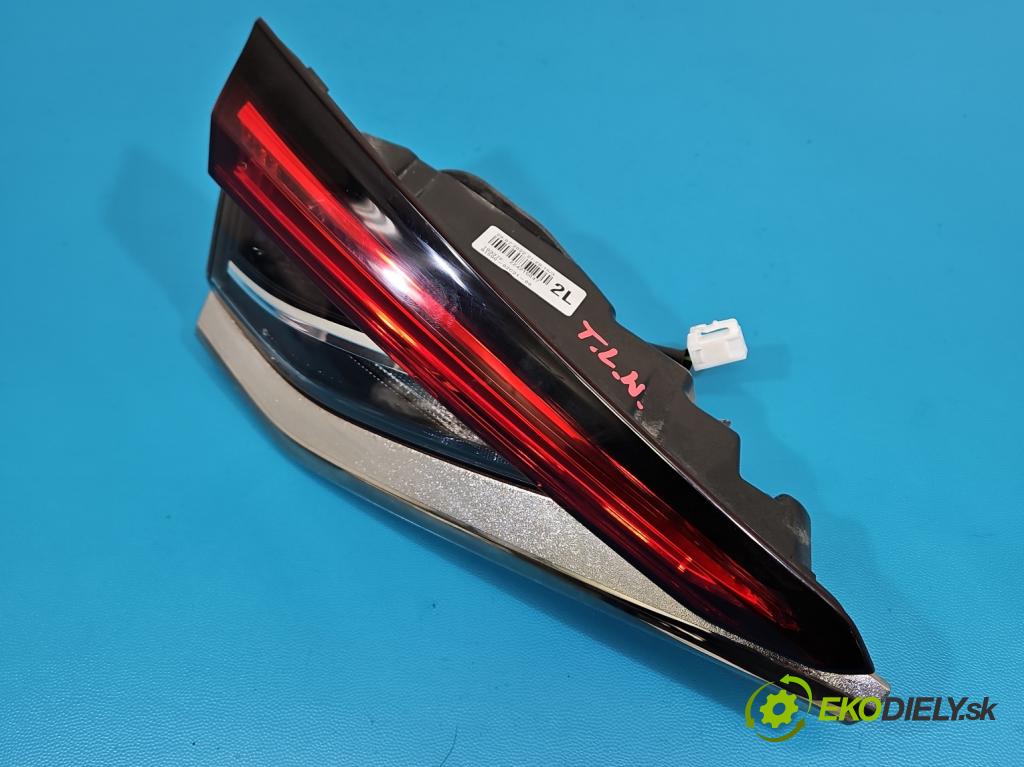 Toyota Corolla E21 2019- 1.5 12V 125 HP automatic 92 kW 1490 cm3 4- svetlo / reflektor zadné ľavé 81590-02C21-00 (Kľučka dverí ostatné)