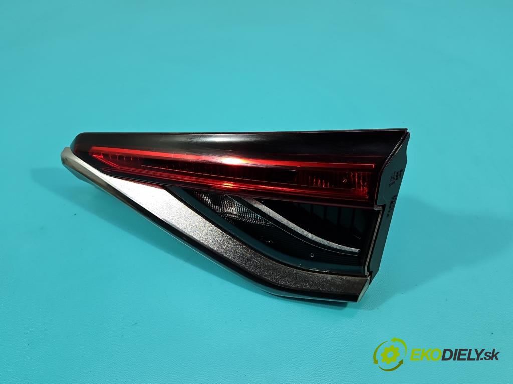 Toyota Corolla E21 2019- 1.5 12V 125 HP automatic 92 kW 1490 cm3 4- svetlo / reflektor zadné pravé 81580-02C31-00 (Kľučka dverí ostatné)