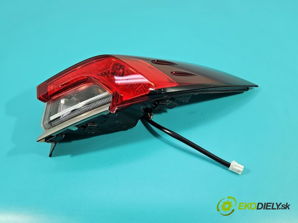 Toyota Corolla E21 2019- 1.5 12V 125 HP automatic 92 kW 1490 cm3 4- svetlo / reflektor zadné pravé 81550-02D11-00 (Kľučka dverí ostatné)