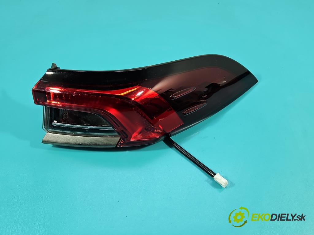 Toyota Corolla E21 2019- 1.5 12V 125 HP automatic 92 kW 1490 cm3 4- svetlo / reflektor zadné pravé 81550-02D11-00 (Kľučka dverí ostatné)