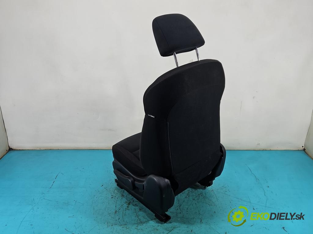 Nissan Juke I 2010-2019 1.5 dci 110 HP manual 81 kW 1461 cm3 5- Sedačka ľavý  (Sedadlo)