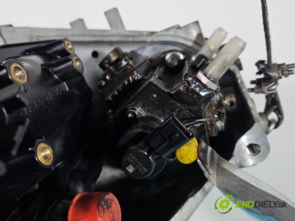 Opel Insignia A 2008-2017 2.0 cdti 160 HP manual 118 kW 1956 cm3 5- čerpadlo vstrekovacia 0445010193 (Vstrekovacie čerpadlo)