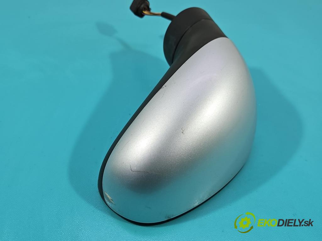 Seat Leon II 2005-2012 1.6 SR 102 HP manual 75 kW 1595 cm3 5- zrkadlo ľavé  (Kľučka dverí ostatné)