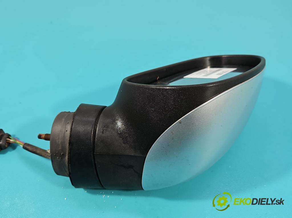 Seat Leon II 2005-2012 1.6 SR 102 HP manual 75 kW 1595 cm3 5- zrkadlo ľavé  (Kľučka dverí ostatné)