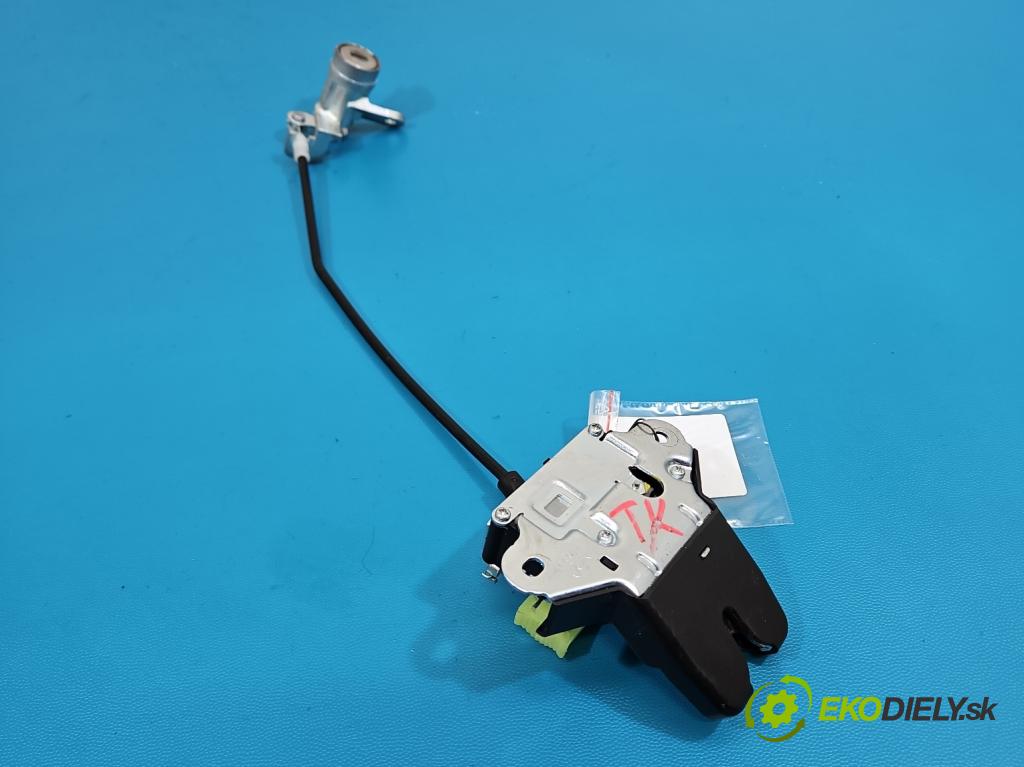 Kia Optima IV 2015-2020 1.6 T-GDI: 180 HP automatic 132.4 kW 1591 cm3 4- zámok kufrové dvere zadné 