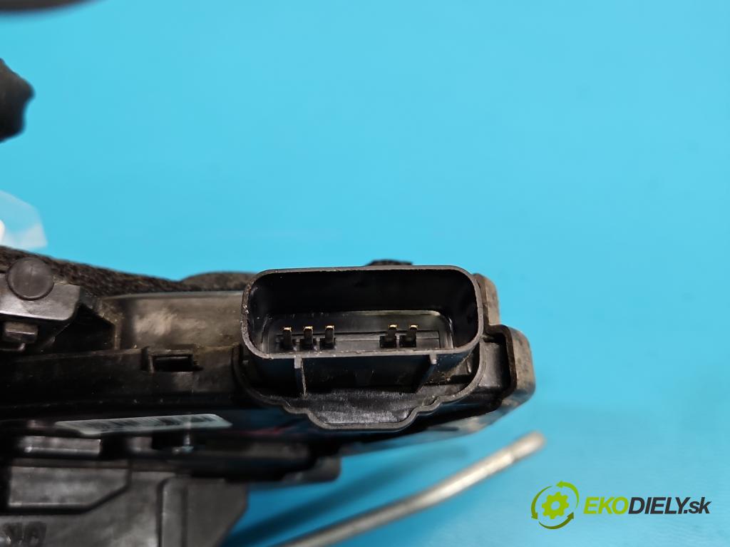 Kia Optima IV 2015-2020 1.6 T-GDI: 180 HP automatic 132.4 kW 1591 cm3 4- zámok zadné ľavý 81410-D4020