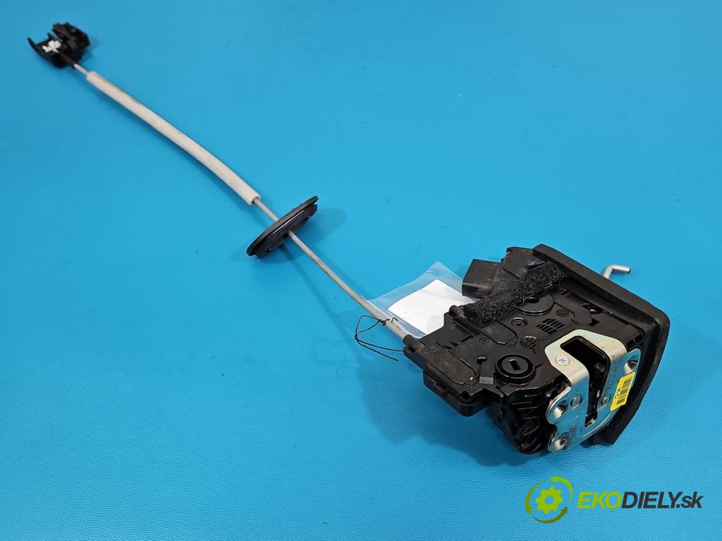 Kia Optima IV 2015-2020 1.6 T-GDI 180 hp automatic 132.4 kW 1591 cm3 4- zámek zadní pravý 81420-D4020