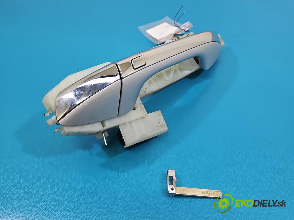 Kia Optima IV 2015-2020 1.6 T-GDI 180 hp automatic 132.4 kW 1591 cm3 4- klika přední levé  (Vnější přední levá klika dveří)