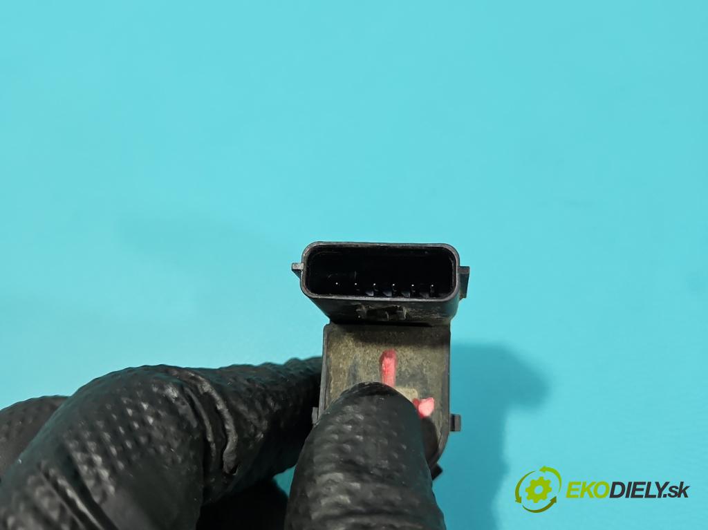 Kia Optima IV 2015-2020 1.6 T-GDI 180 hp automatic 132.4 kW 1591 cm3 4- snímač parkování 99310-D40004SS