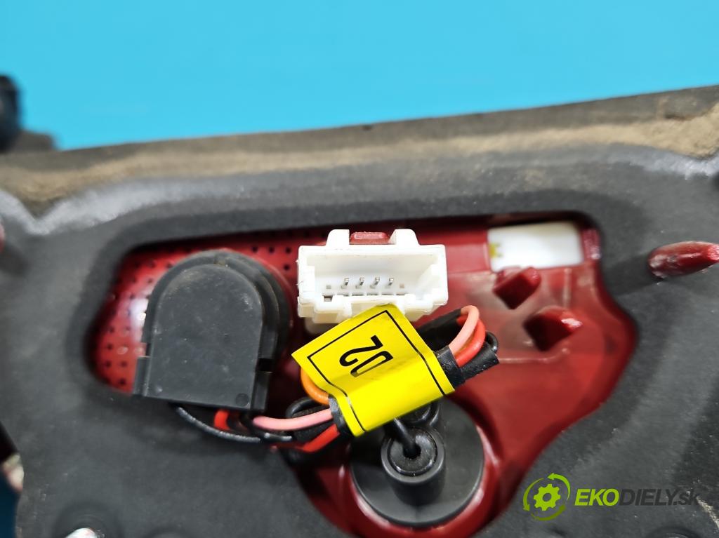 Kia Optima IV 2015-2020 1.6 T-GDI: 180 HP automatic 132.4 kW 1591 cm3 4- svetlo / reflektor zadné ľavé 92403-D4 (Kľučka dverí ostatné)