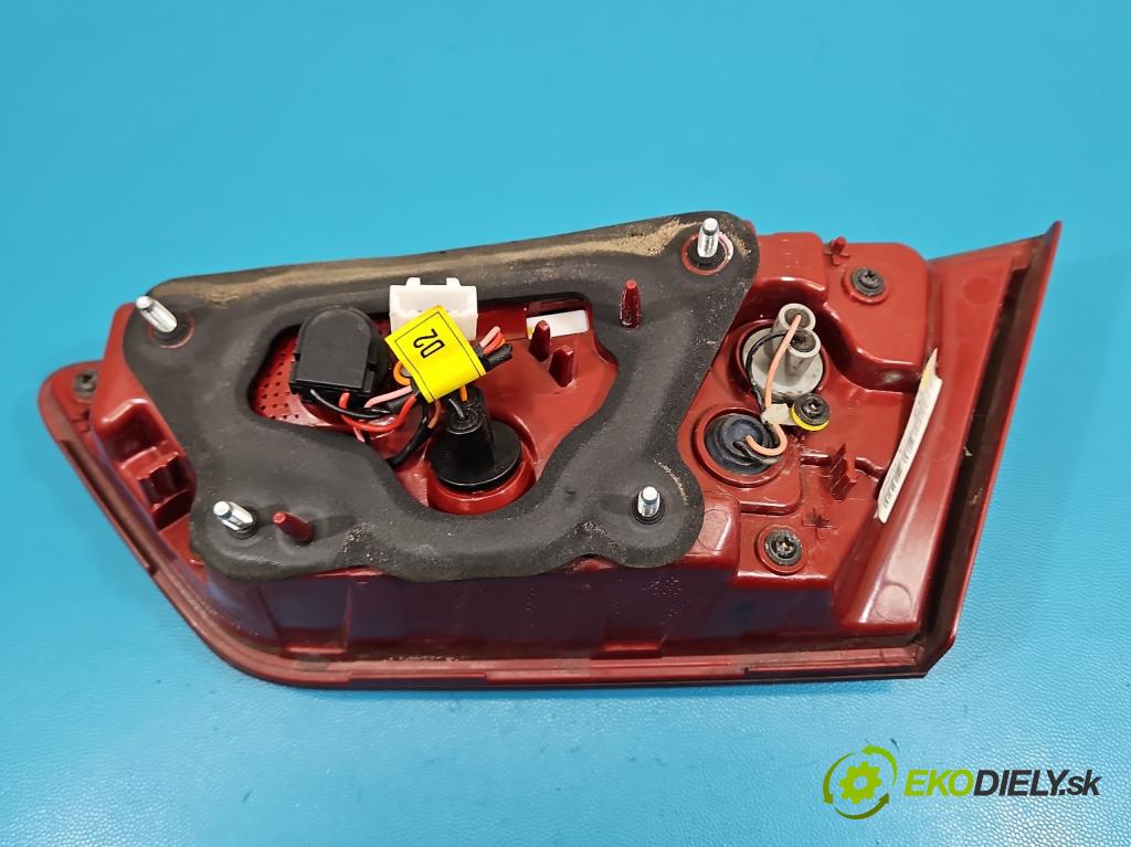 Kia Optima IV 2015-2020 1.6 T-GDI: 180 HP automatic 132.4 kW 1591 cm3 4- svetlo / reflektor zadné ľavé 92403-D4 (Kľučka dverí ostatné)