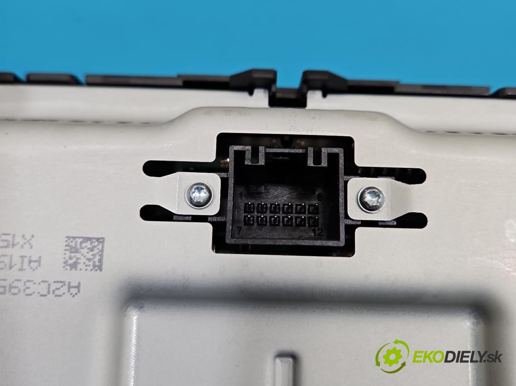 Skoda Octavia III 2013- 1.5 TSI 150 HP manual 110 kW 1498 cm3 5- Radio originál 5E0919605N