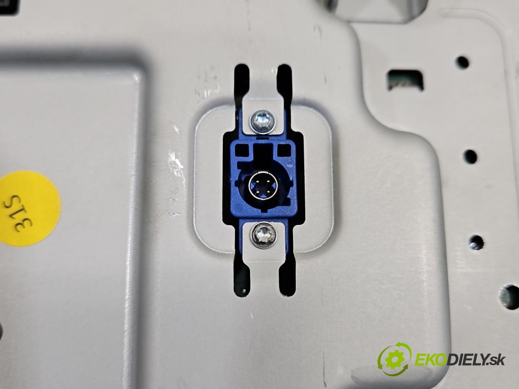 Skoda Octavia III 2013- 1.5 TSI 150 HP manual 110 kW 1498 cm3 5- Radio originál 5E0919605N