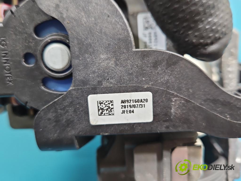 Kia Optima IV 2015-2020 1.6 T-GDI: 180 HP automatic 132.4 kW 1591 cm3 4- Šošovka reflektor: pravej časti A8921-61A10