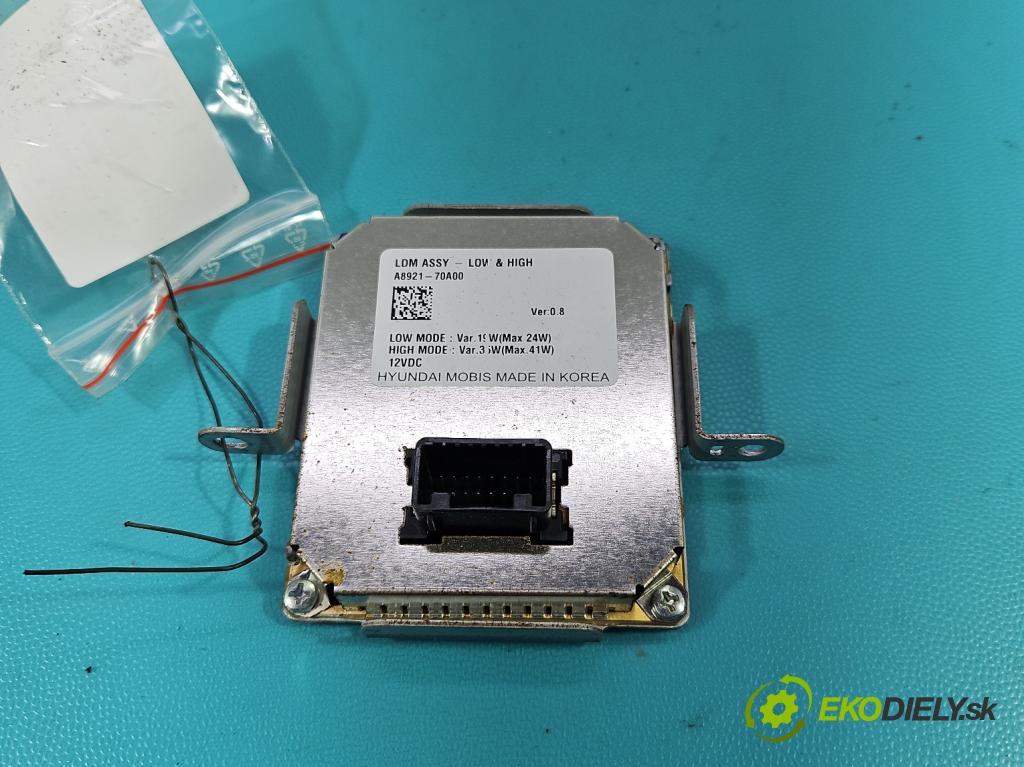 Kia Optima IV 2015-2020 1.6 T-GDI: 180 HP automatic 132.4 kW 1591 cm3 4- modul lampy: A8921-70A00