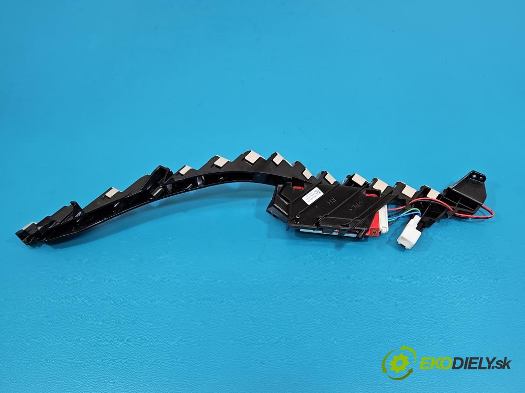 Kia Optima IV 2015-2020 1.6 T-GDI: 180 HP automatic 132.4 kW 1591 cm3 4- modul lampy: A892155A20