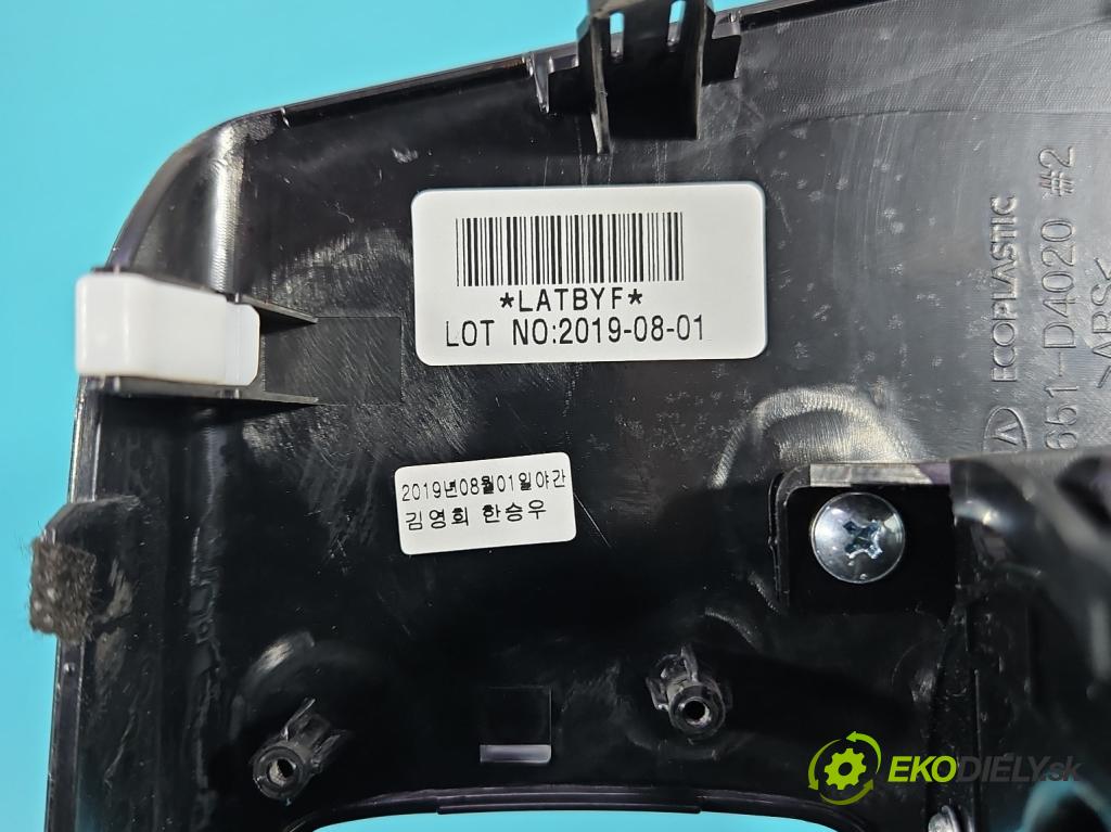 Kia Optima IV 2015-2020 1.6 T-GDI: 180 HP automatic 132.4 kW 1591 cm3 4- Rukojeť: na nápoje: 84651-D4020 (Držiak (úchyt) na nápoje)