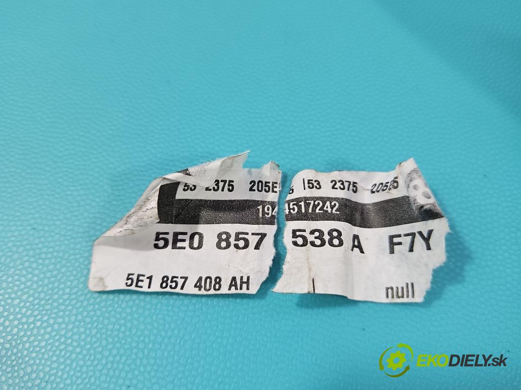 Skoda Octavia III 2013- 1.5 TSI 150 HP manual 110 kW 1498 cm3 5- zrkadlo pravé  (Kľučka dverí ostatné)