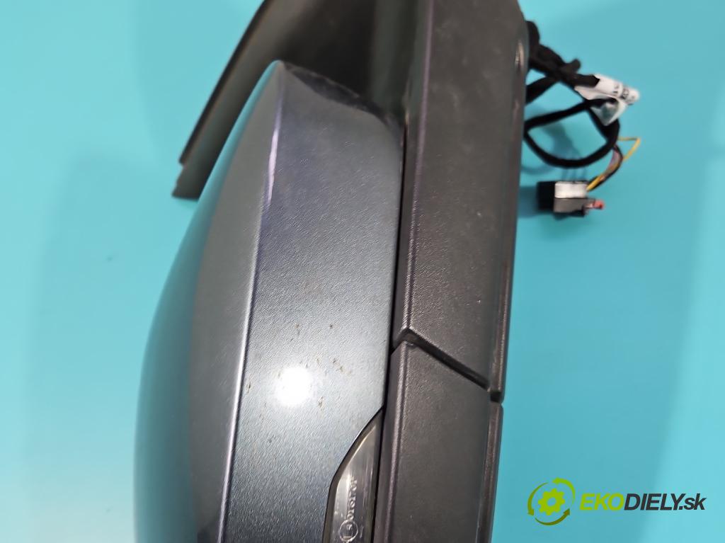 Skoda Octavia III 2013- 1.5 TSI 150 HP manual 110 kW 1498 cm3 5- zrkadlo pravé  (Kľučka dverí ostatné)