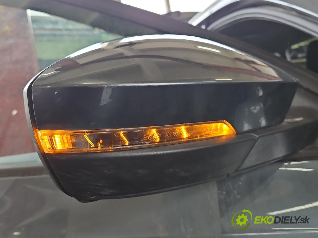 Skoda Octavia III 2013- 1.5 TSI 150 hp manual 110 kW 1498 cm3 5- zpětné zrcátko pravé  (Klika dveří ostatní)