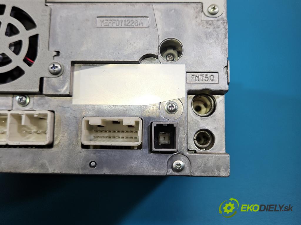 Toyota Avensis II T25 2003-2008 2.0 D4D 126 HP manual 93 kW 1998 cm3 5- Radio originál 08662-06910