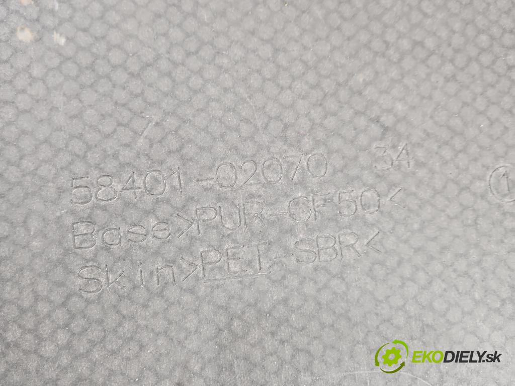 Toyota Auris II 2012-2018 1.6 16V 132  HP manual 97 kW 1598 cm3 5- koberec do auta kufra: 58401-02070