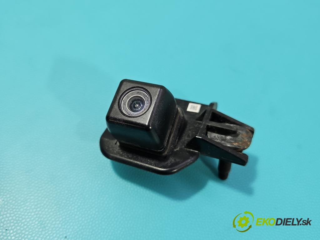 Toyota Auris II 2012-2018 1.6 16V 132 hp manual 97 kW 1598 cm3 5- Kamera cúvaní 86790-02130