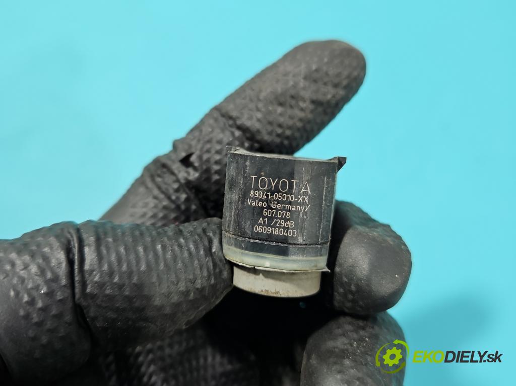 Toyota Auris II 2012-2018 1.6 16V 132  HP manual 97 kW 1598 cm3 5- snímač parkovaní: 89341-05010-XX