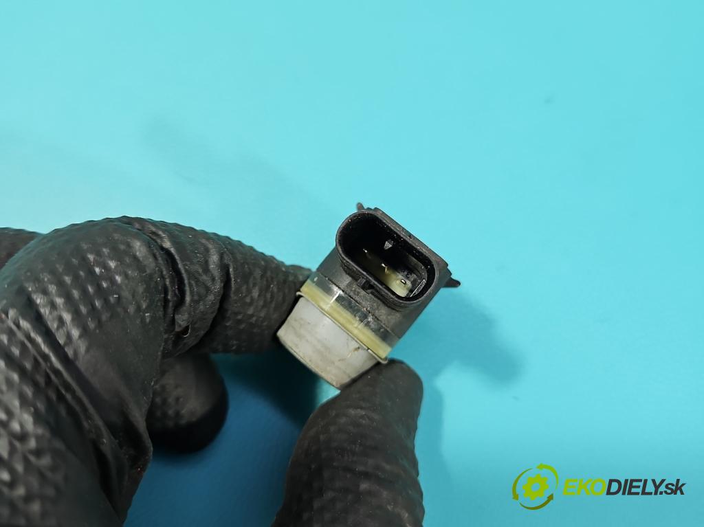 Toyota Auris II 2012-2018 1.6 16V 132  HP manual 97 kW 1598 cm3 5- snímač parkovaní: 89341-02010