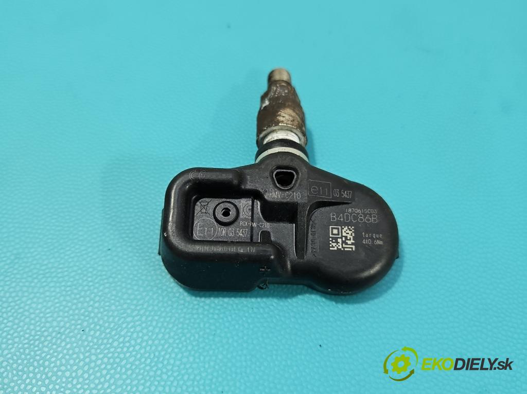 Toyota Auris II 2012-2018 1.6 16V 132 hp manual 97 kW 1598 cm3 5- snímač tlaku pneumatika E1110R-035437 (Snímač tlaku v pneumatice)