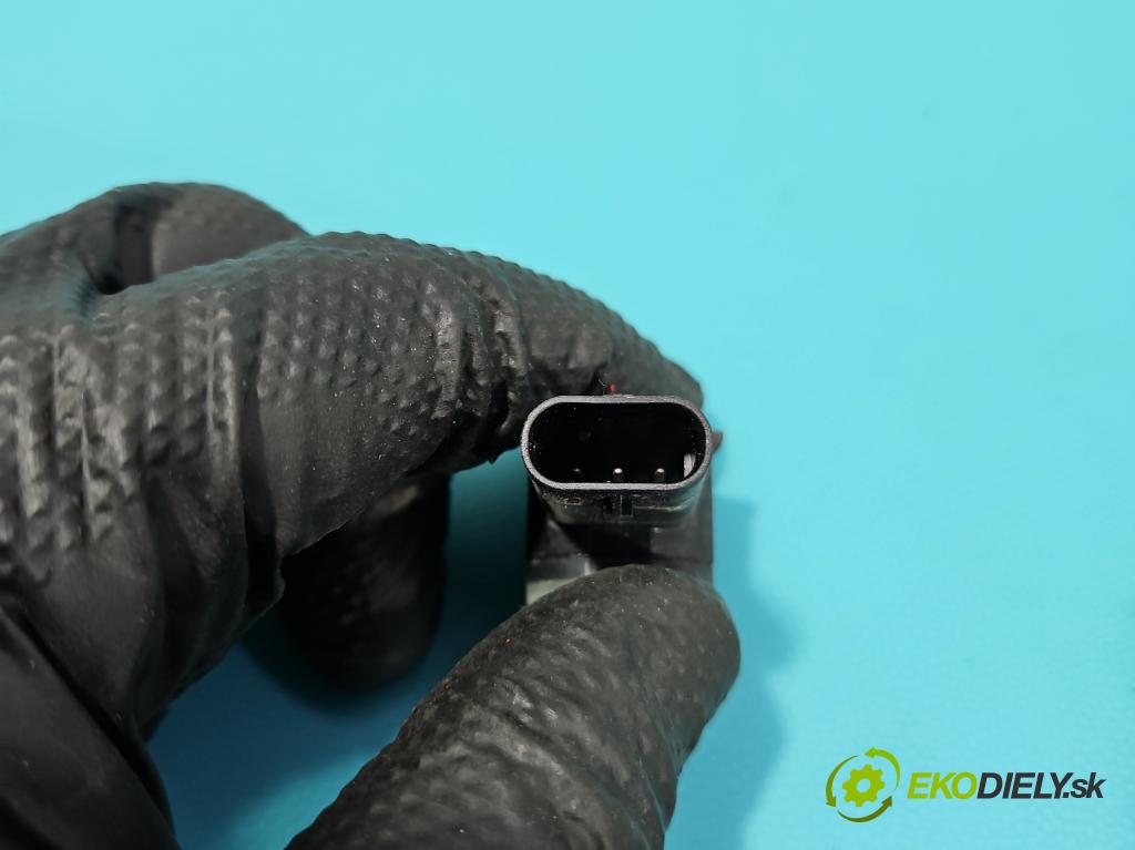 Toyota Auris II 2012-2018 1.6 16V 132  HP manual 97 kW 1598 cm3 5- snímač parkovaní: 89341-05010-XX