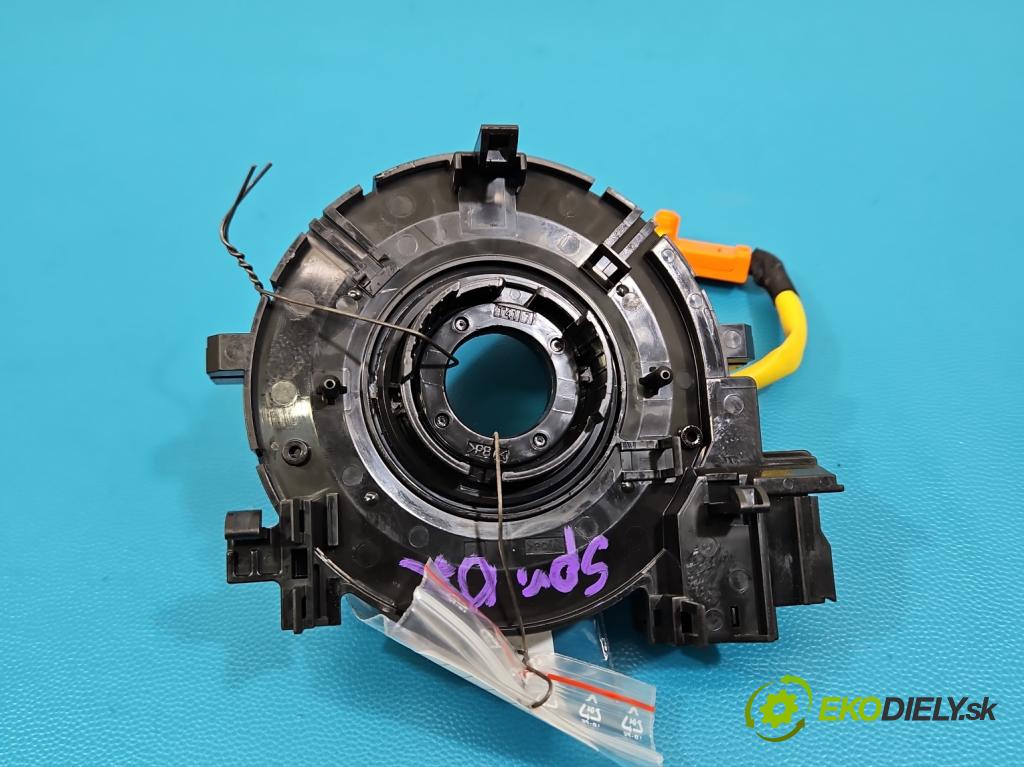 Toyota Auris II 2012-2018 1.6 16V 132  HP manual 97 kW 1598 cm3 5- Páska: airbag 02120-75E549 (Airbag)