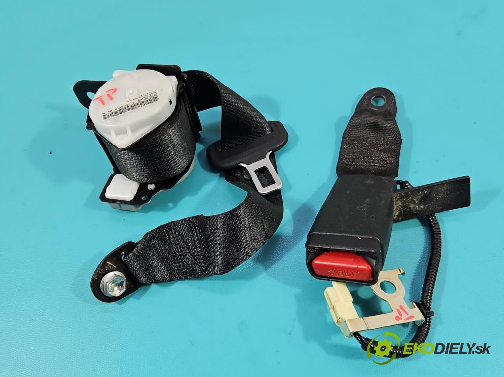 Toyota Auris II 2012-2018 1.6 16V 132  HP manual 97 kW 1598 cm3 5- pas bezpečnosť: zadné ľavý 73360-02750