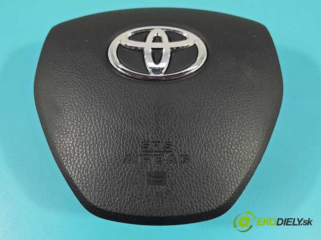 Toyota Auris II 2012-2018 1.6 16V 132  HP manual 97 kW 1598 cm3 5- airbag vzduch: Řidiči:  (Airbag)