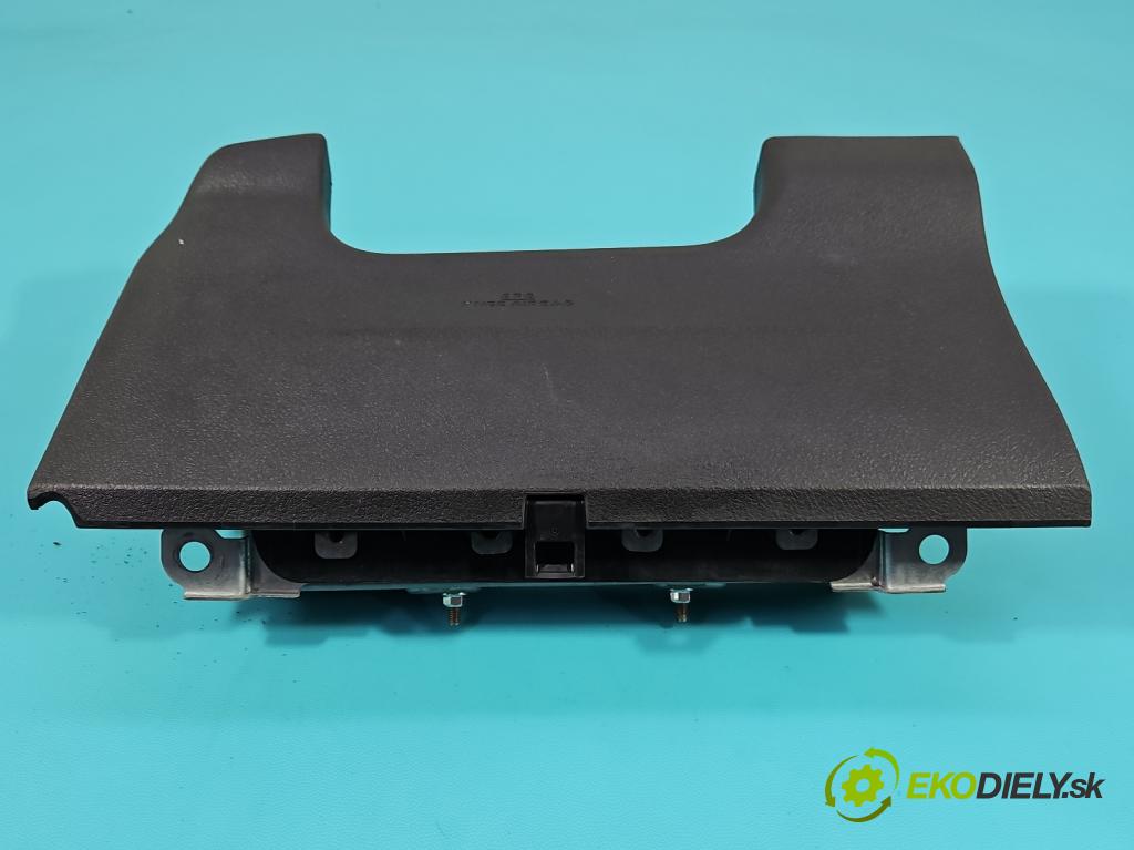 Toyota Auris II 2012-2018 1.6 16V 132  HP manual 97 kW 1598 cm3 5- airbag vzduch: 0589-P1-000297