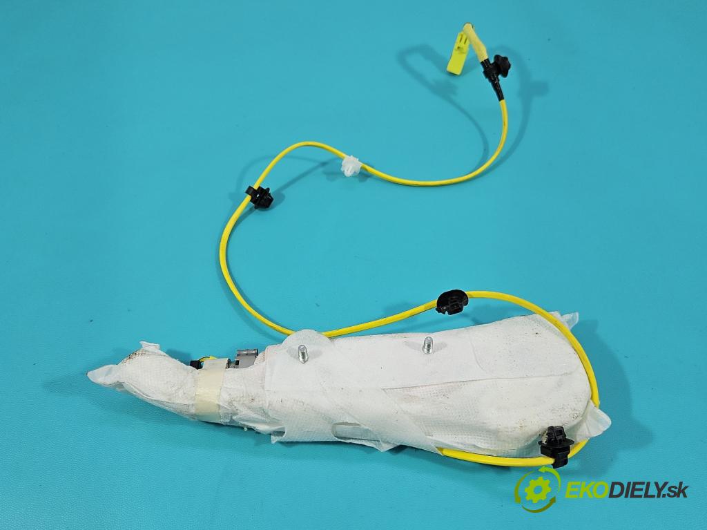 Toyota Auris II 2012-2018 1.6 16V 132  HP manual 97 kW 1598 cm3 5- airbag vzduch: kreslo: 0589-P1-000260