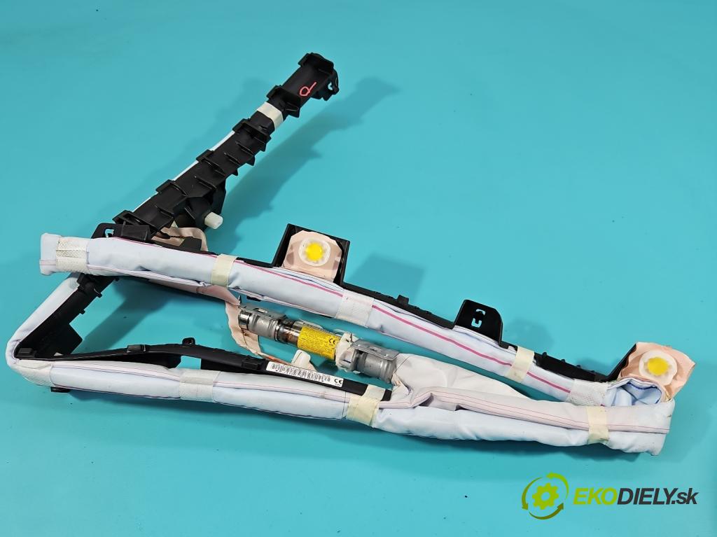 Toyota Auris II 2012-2018 1.6 16V 132  HP manual 97 kW 1598 cm3 5- clona pravé 2J1H07018QZ1