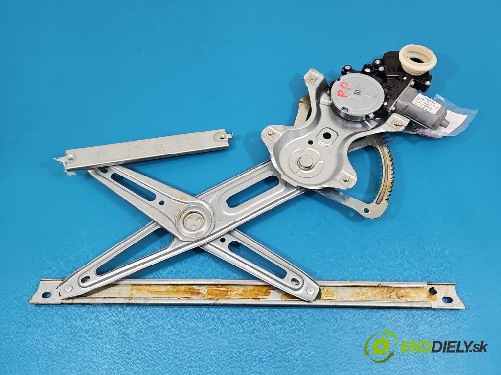 Toyota Auris II 2012-2018 1.6 16V 132  HP manual 97 kW 1598 cm3 5- mechanizmus okna predné pravý 85701-02010