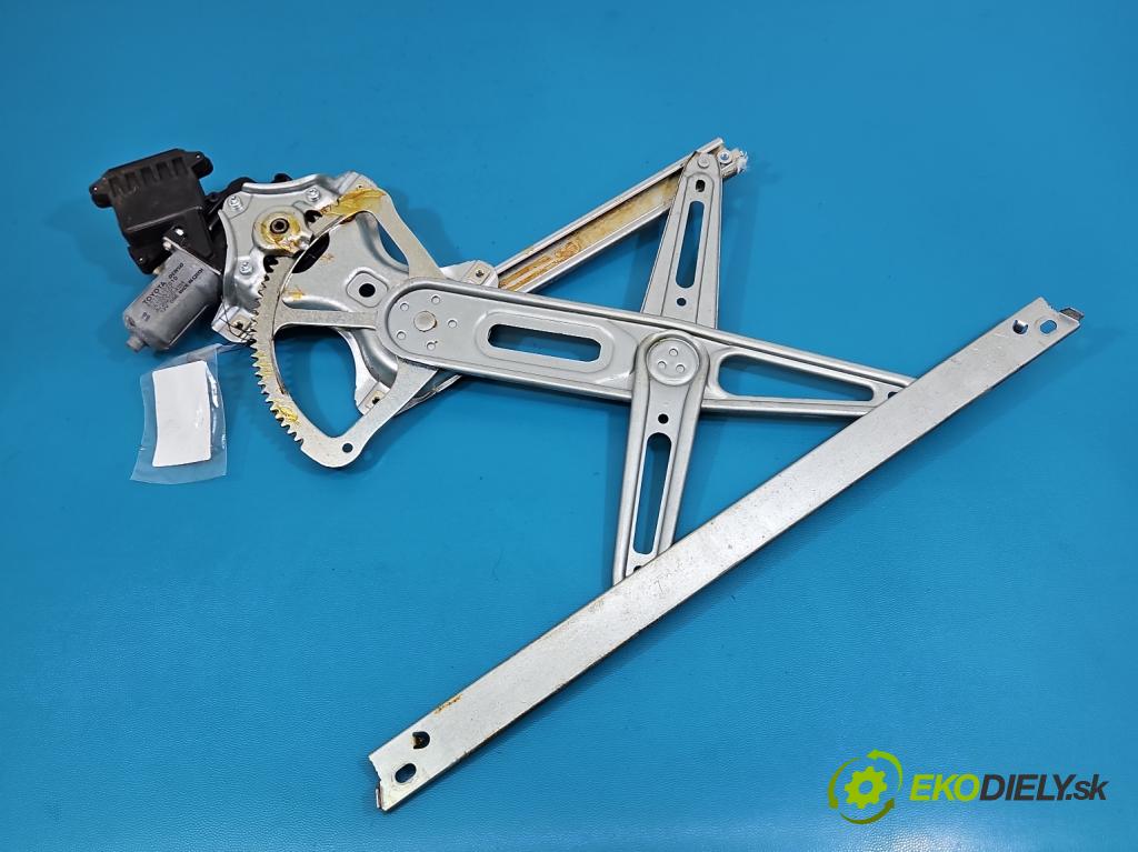 Toyota Auris II 2012-2018 1.6 16V 132  HP manual 97 kW 1598 cm3 5- mechanizmus okna predné pravý 85701-02010