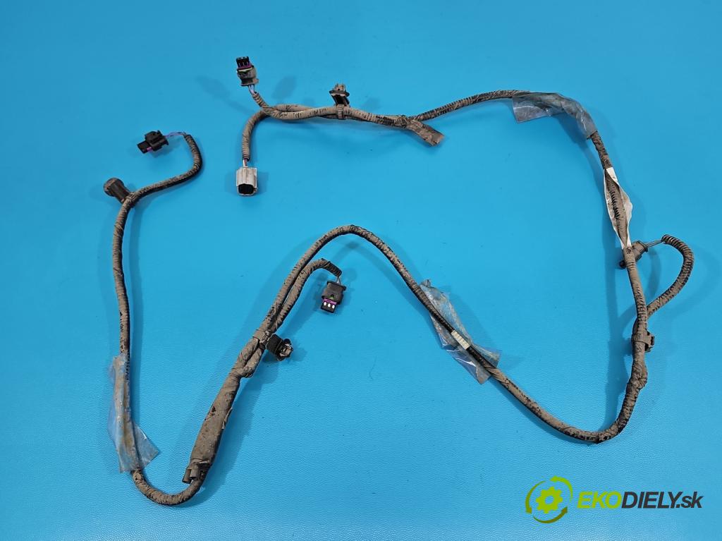 Toyota Auris II 2012-2018 1.6 16V 132  HP manual 97 kW 1598 cm3 5- Zväzok: nárazník zadné 821820210