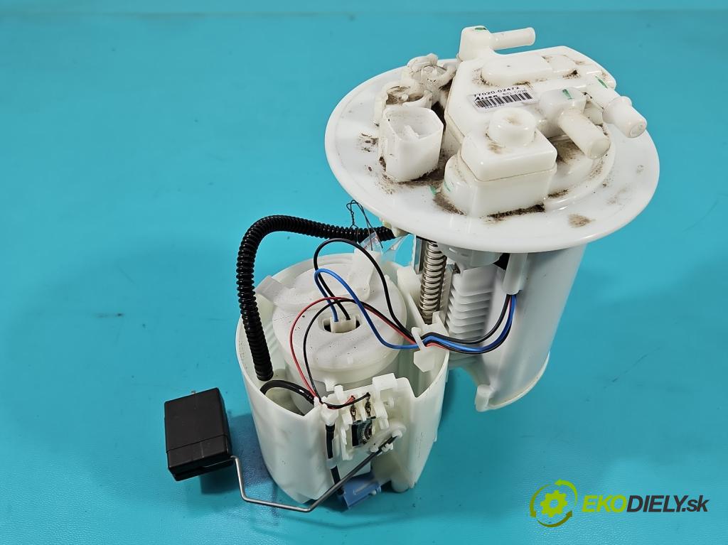 Toyota Auris II 2012-2018 1.6 16V 132  HP manual 97 kW 1598 cm3 5- čerpadlo palivo 77020-02472