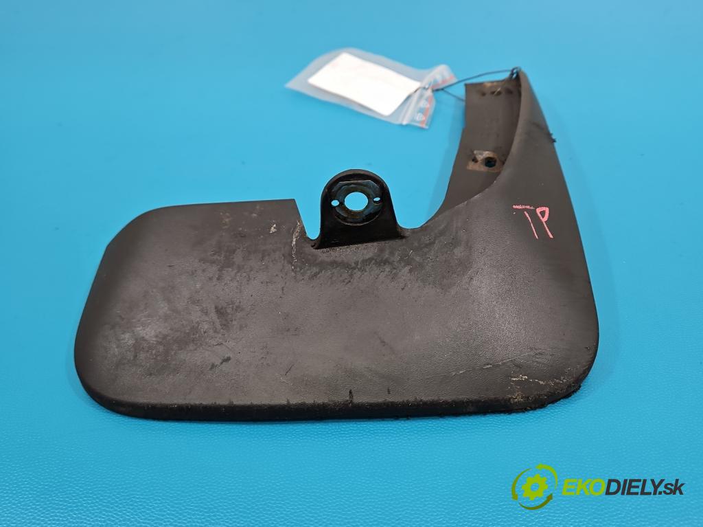 Toyota Auris II 2012-2018 1.6 16V 132  HP manual 97 kW 1598 cm3 5- blatník 76625-02330