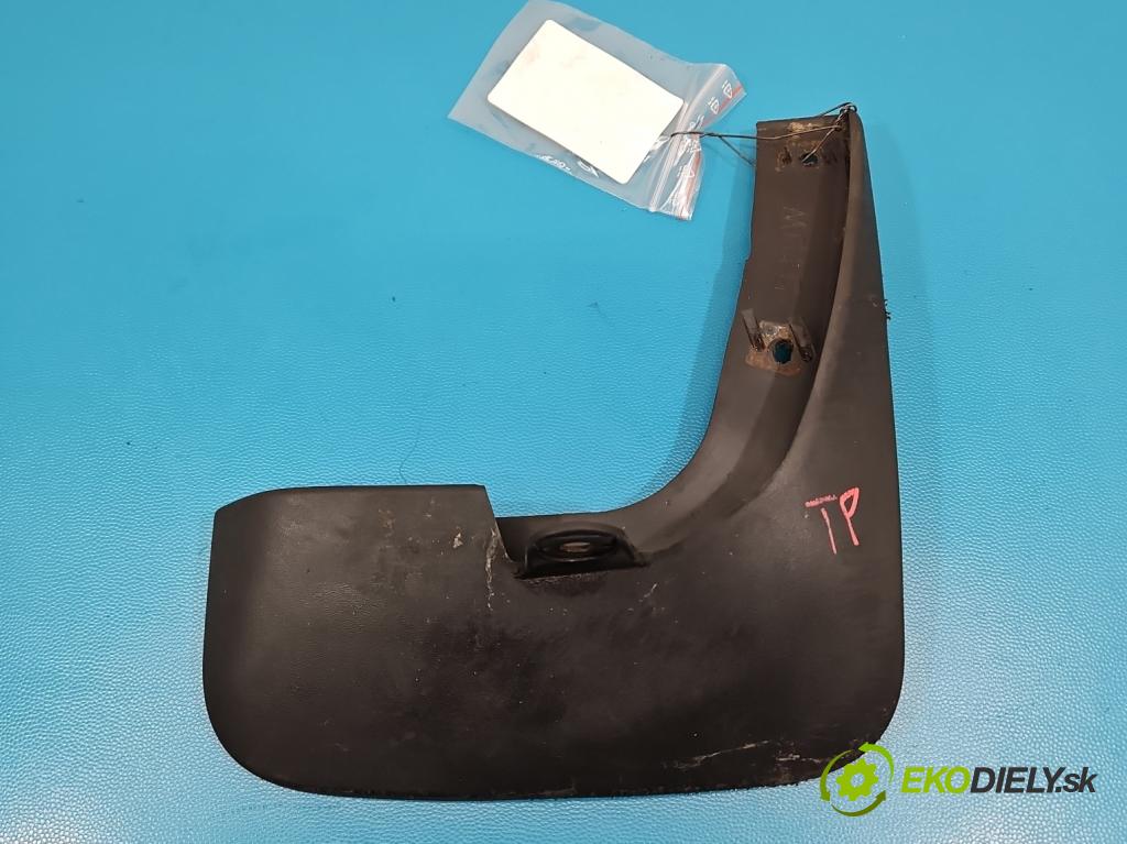 Toyota Auris II 2012-2018 1.6 16V 132  HP manual 97 kW 1598 cm3 5- blatník 76625-02330