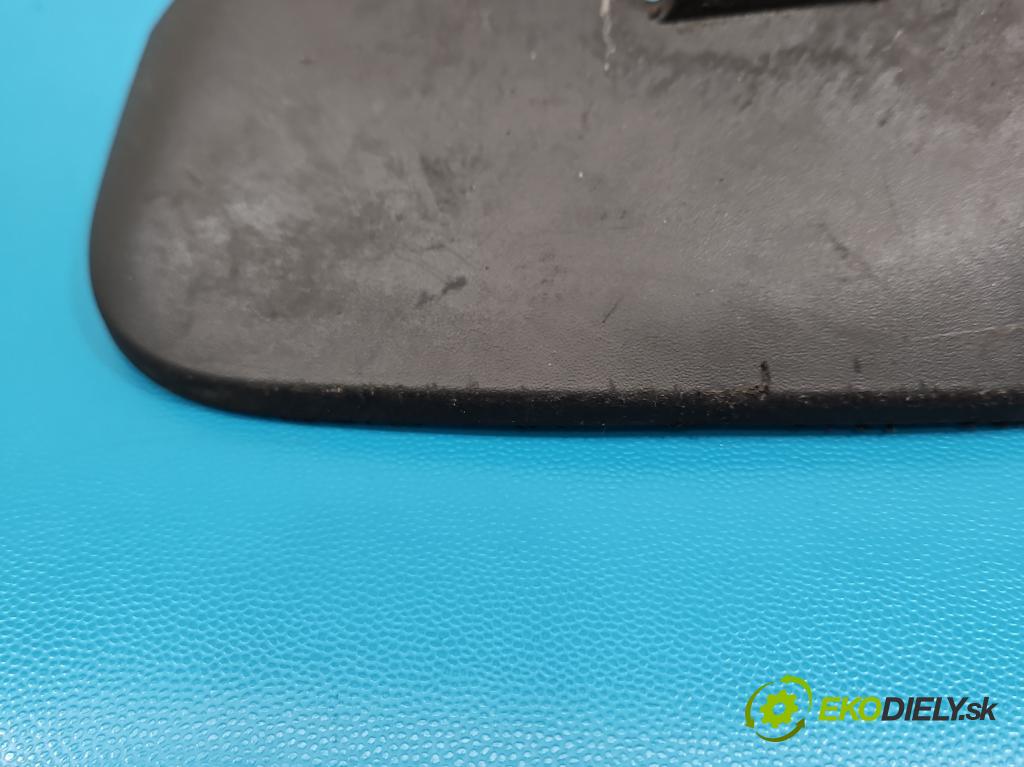 Toyota Auris II 2012-2018 1.6 16V 132  HP manual 97 kW 1598 cm3 5- blatník 76625-02330